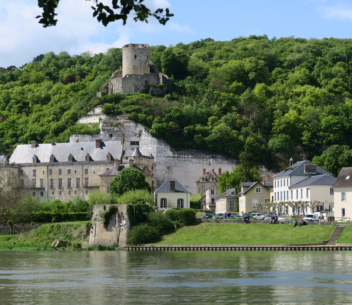 Visiter La Roche-Guyon en taxi